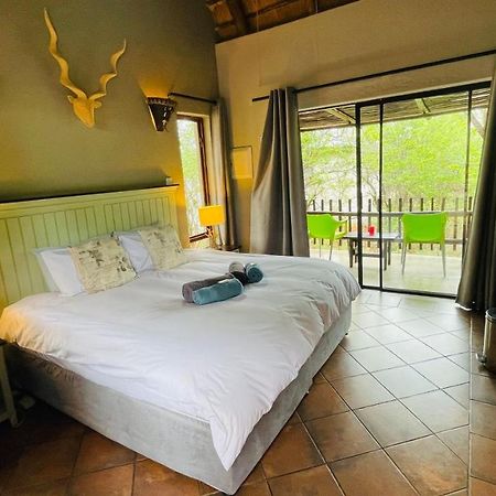 Ujabule Lodge Hoedspruit Luaran gambar